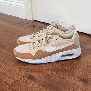 Nike Men's Sneakers in Beige and Tan with White Swoosh